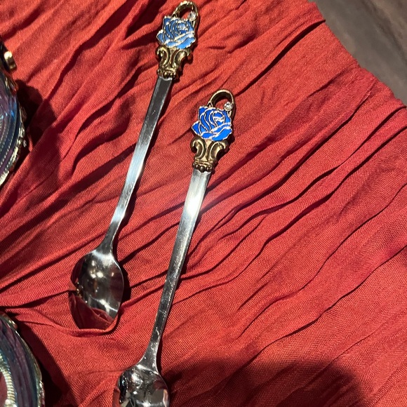 ARC of France Glass Tea Set with Butterfly Design Set of 2 - Picture 13 of 13